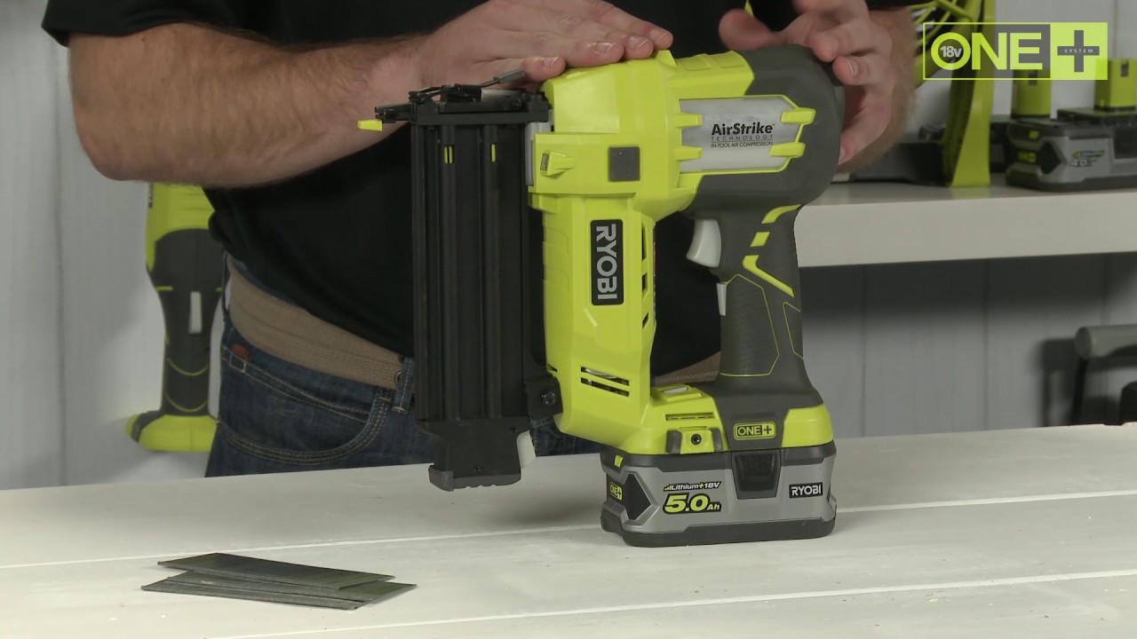 Le cloueur d’assemblage sans fil 18 V Ryobi  ONE+ R18N18G