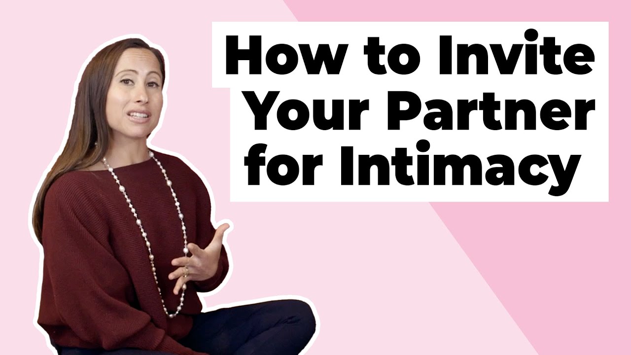 Разжечь искру: как пригласить партнера на интимную близость
