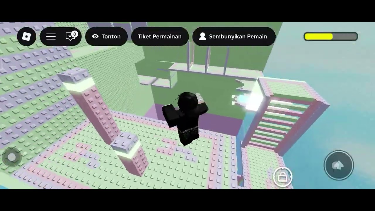 Hari ini aku main wallhoob maaf kalo ga jago#roblox #games #games #viral #fypシ 
