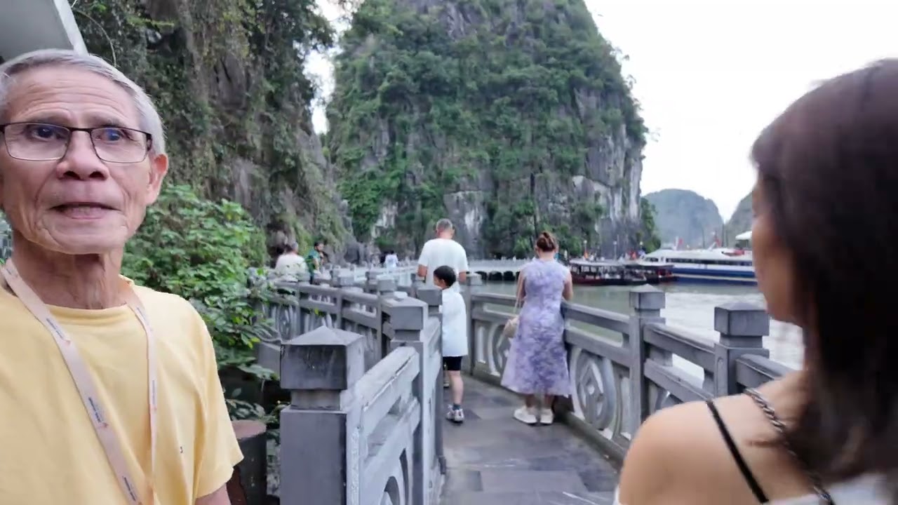 Hang Sửng Sốt   Hạ Long