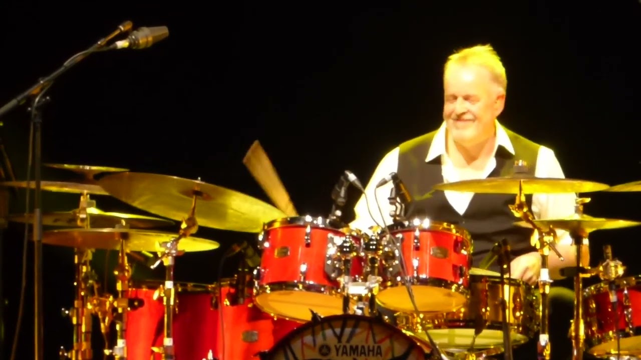Wolfgang Haffner - KIND OF DRUMS in Nürnberg (25.03.2023)