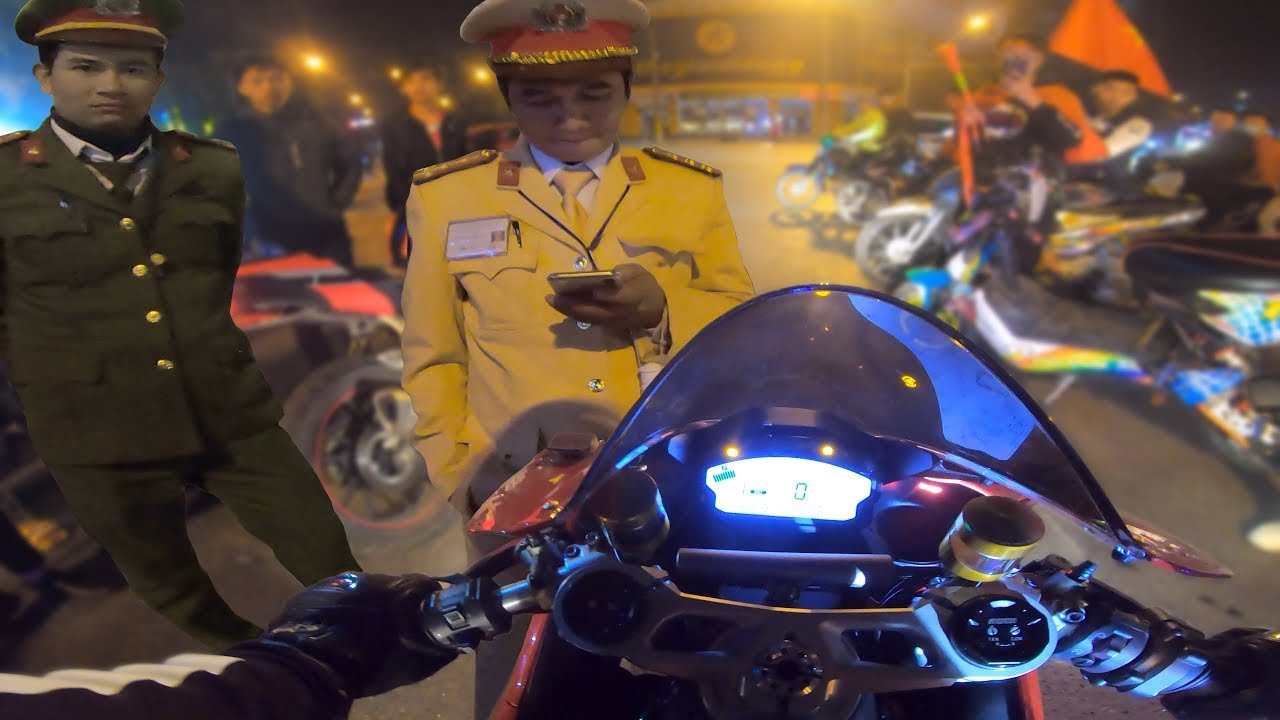 NTN - Bị Công An Bắt Vì Nẹt Pô (Ducati 959 VS Police)
