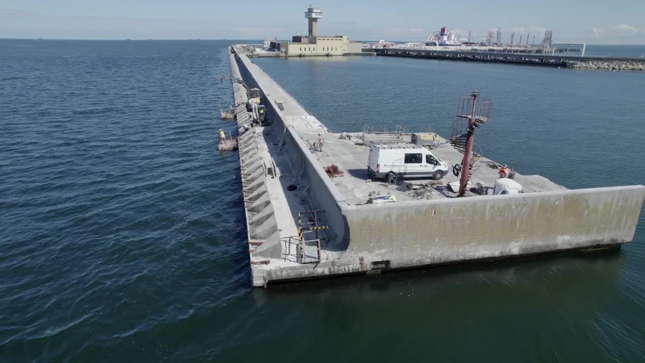 Falochron Port Północny film 17 min Urząd Morski w Gdyni