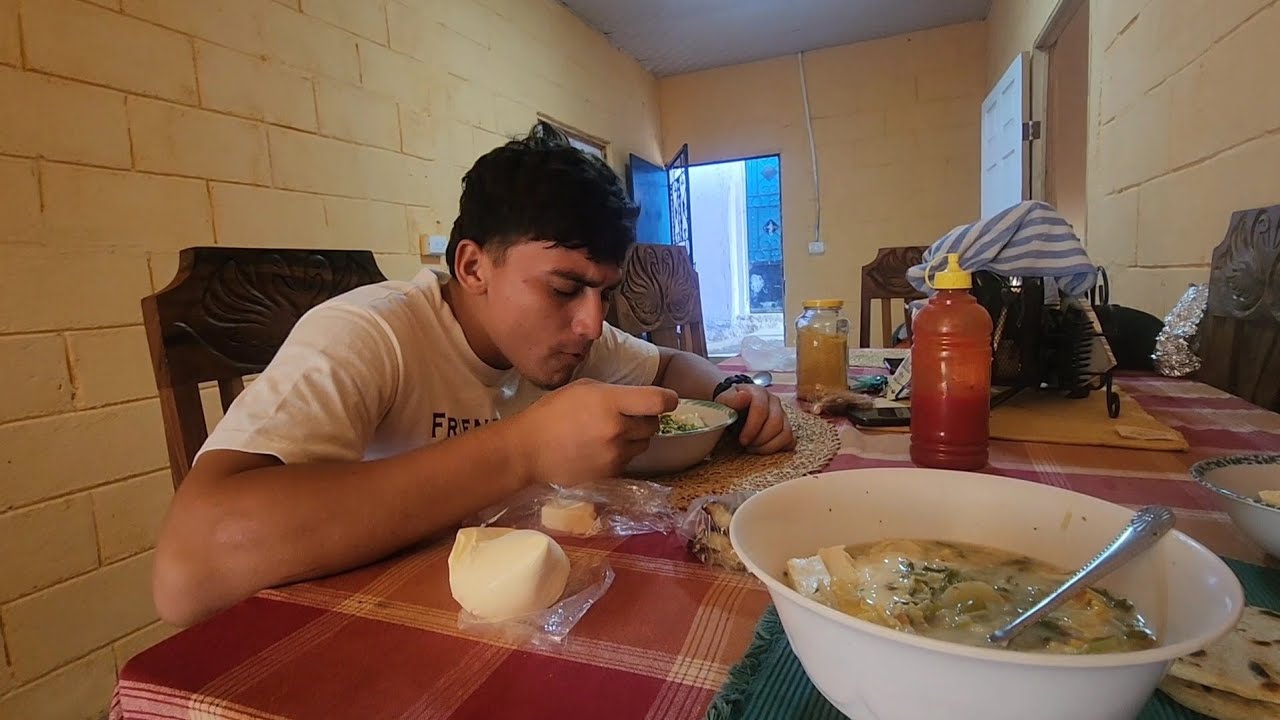 CONSINTIEBDO A MIS HIJOS CON UNA SOPITA PORWUE ESTAN ENFERMITOS