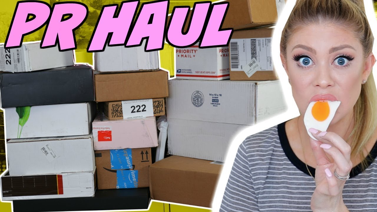 MASSIVE PR UNBOXING! | FREE MAKEUP BEAUTY GURUS GET!