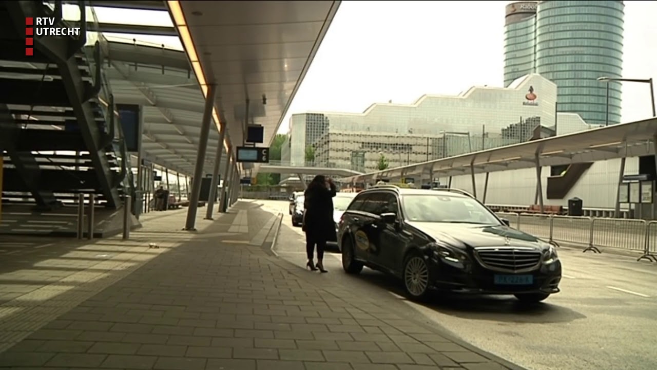 Taxichauffeurs dolblij met stakende bus-collega's [RTV Utrecht]