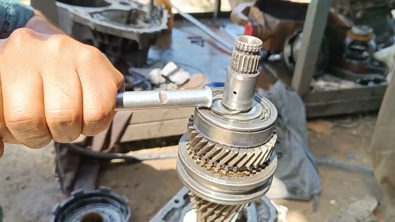 repairing Toyota Corolla gearbox 😱 #full #video #toyota #corolla #gearbox #shortvideo