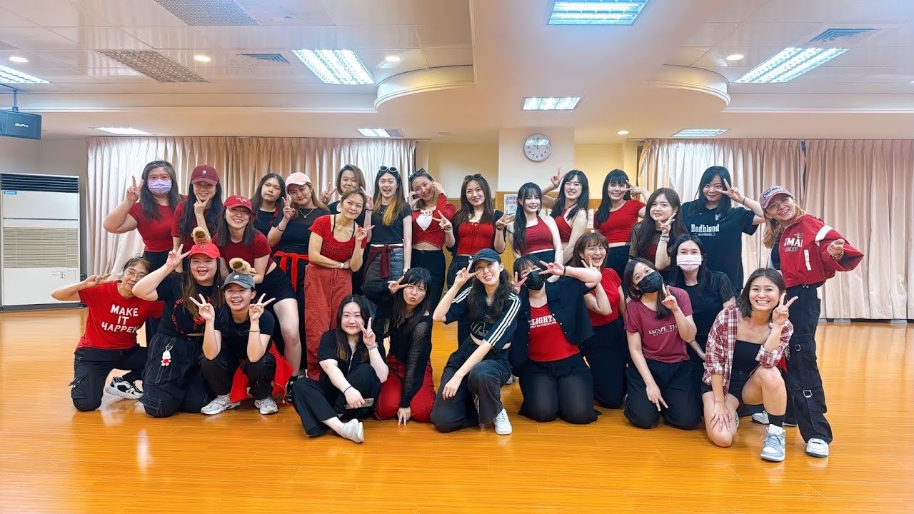 Like Jennie Dance Performance 