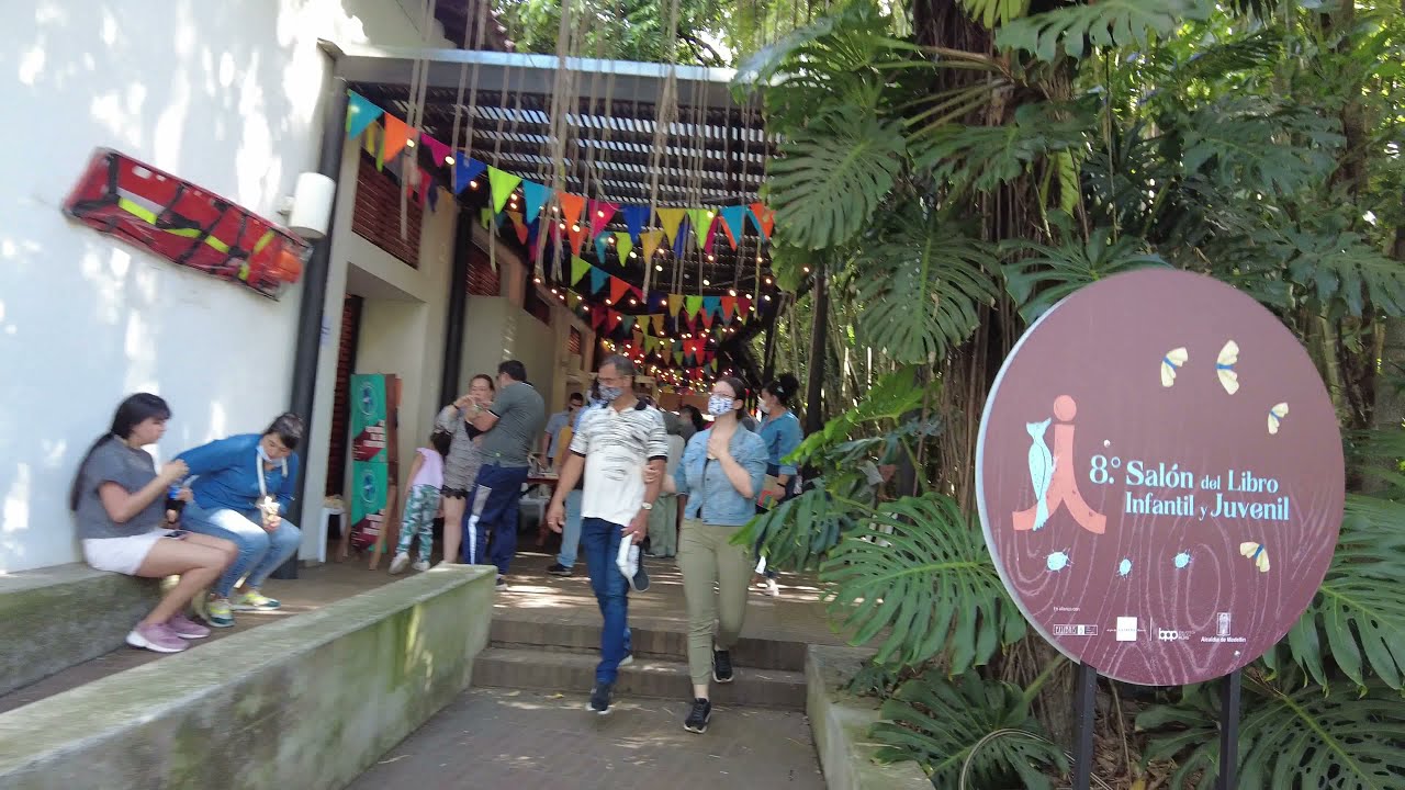 Medellin Colombia - Jardín Botánico - Octubre 2021 - 4k