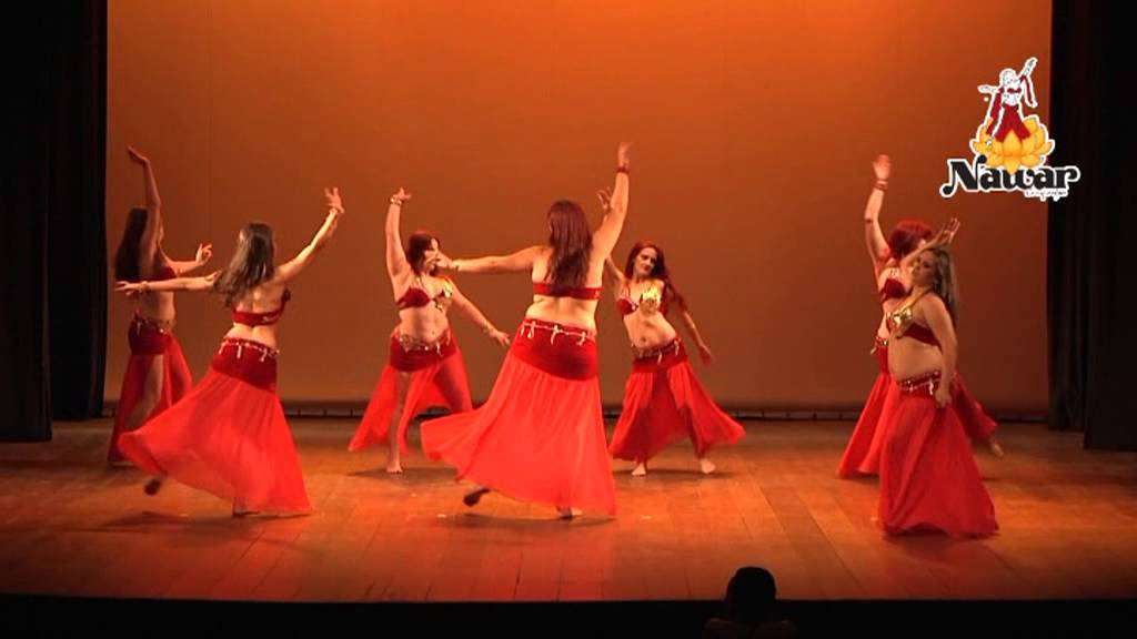 III anos Cia Nawar - Música tradicional árabe Inta Omri (coreografia Sentimentos)!