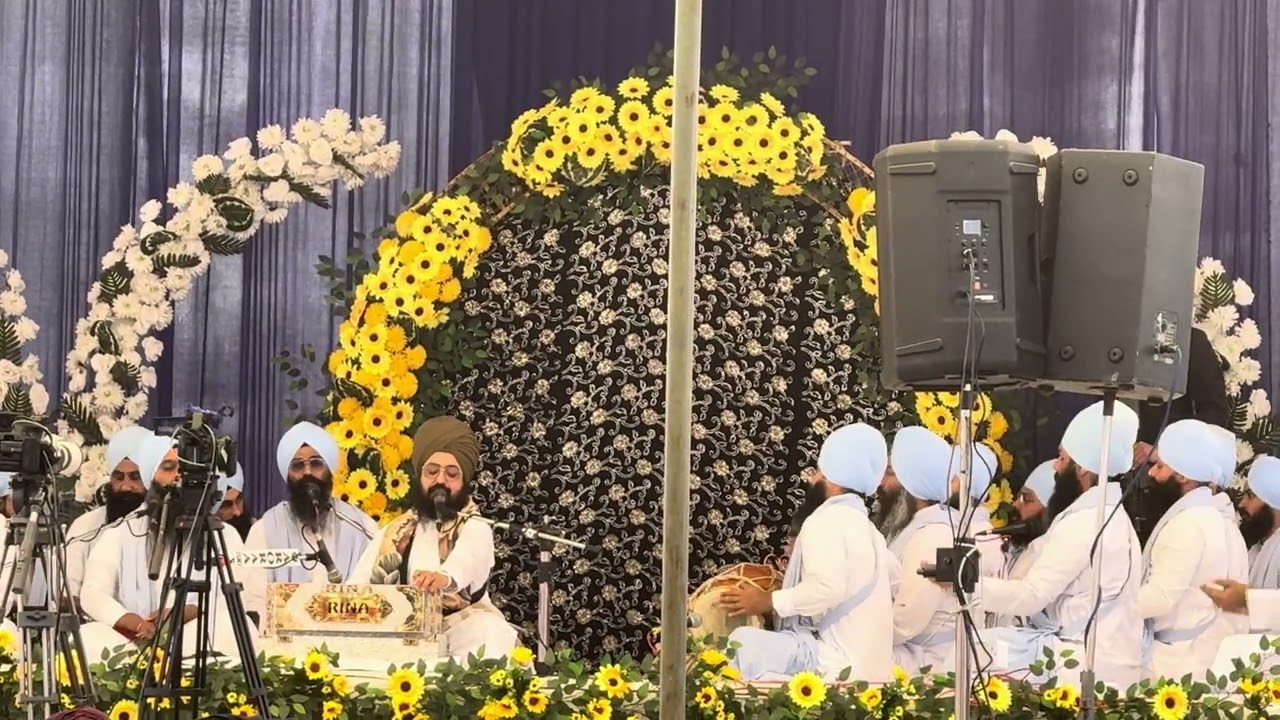ਦੀਵਾਨ ਭਾਈ ਸਾਹਿਬ ਜੀ ਪਿੰਡ ਹੁਲਕਾ ਹੋਰ ਵੀਡੀਓ ਦੇਖਣ ਲਈ ਚੈਨਲ ਨੂੰ ਸਬਸਕ੍ਰਾਈਬ ਕਰੋ ਜੀ 