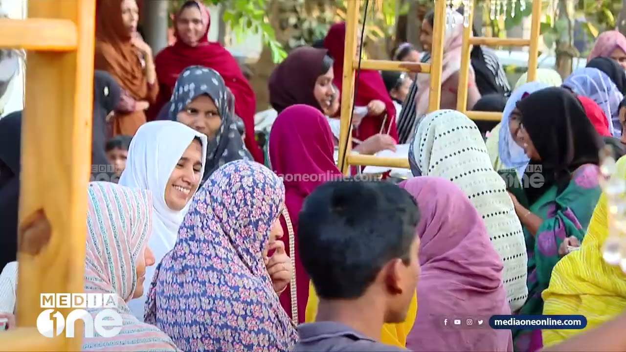 റോഡ് കല്യാണം കണ്ടിട്ടുണ്ടോ! ഇത് നാടാകെ ആഘോഷമാക്കിയ കല്യാണം!!!