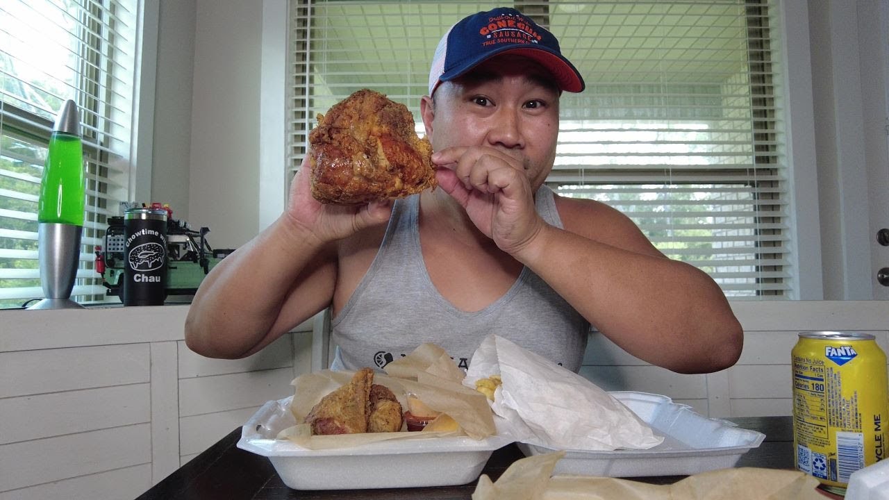 What the Cluck Chicken Truck!  Best fried chicken in town? Lets get the clucking