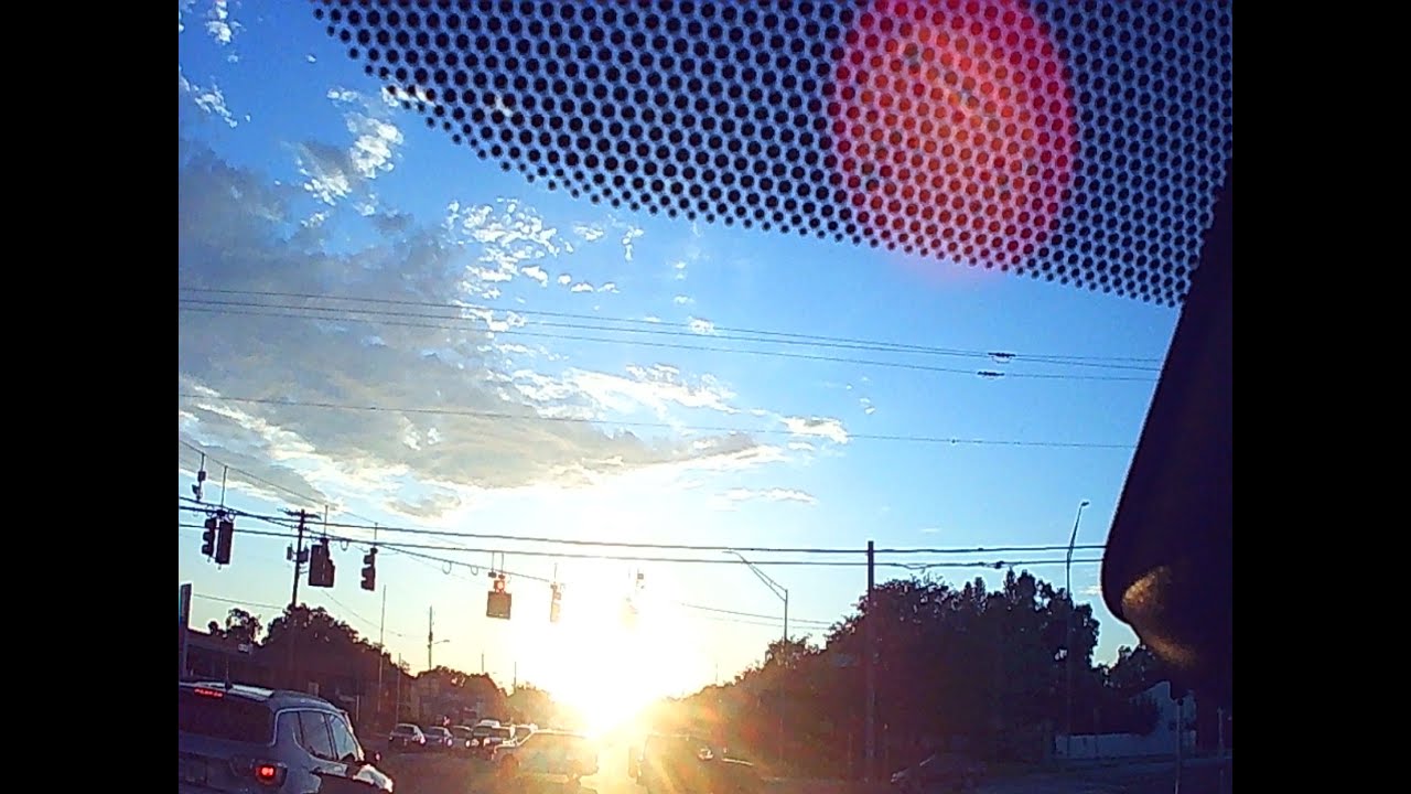 Where the Road Meets the Sea  Donde la carretera se encuentra con el mar – Clearwater Driving