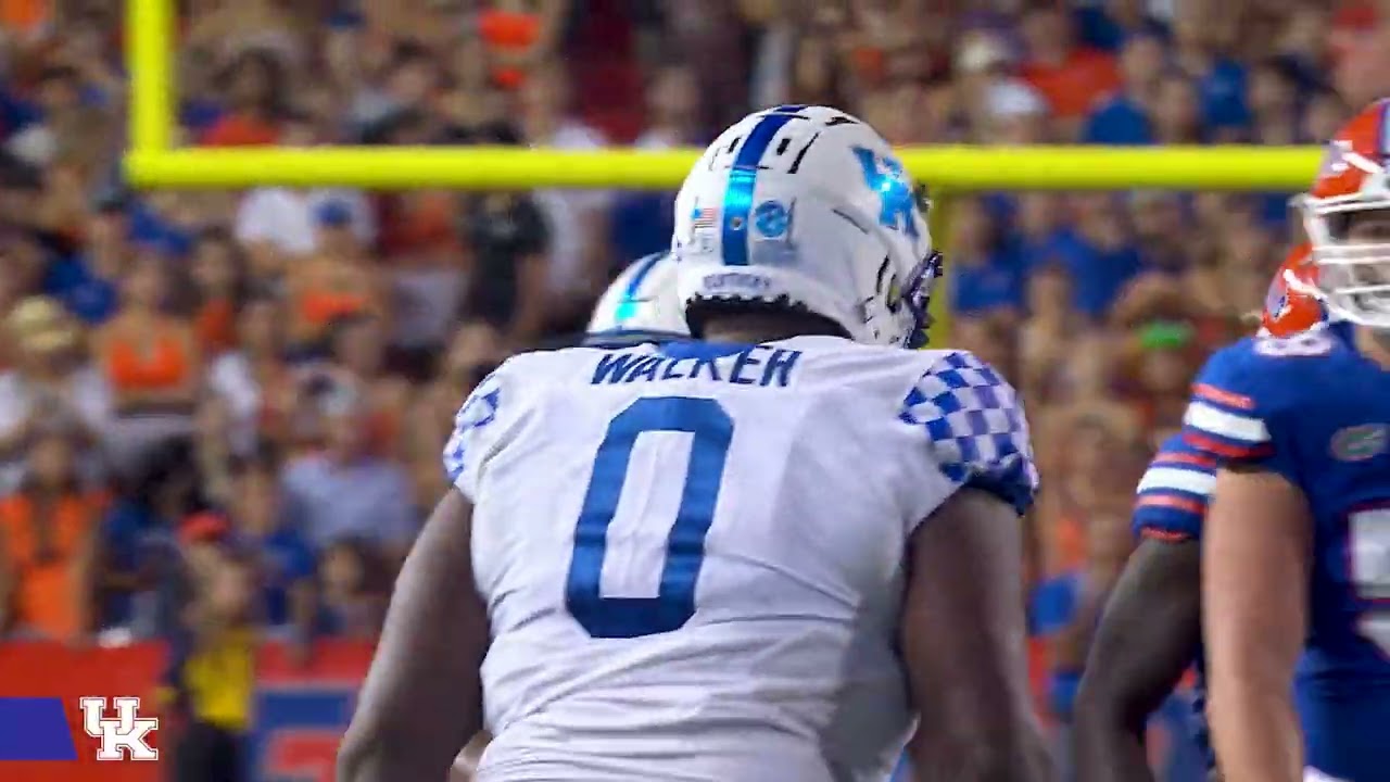 FB: Greatest Moments | Deone Walker TFL - Florida 2022