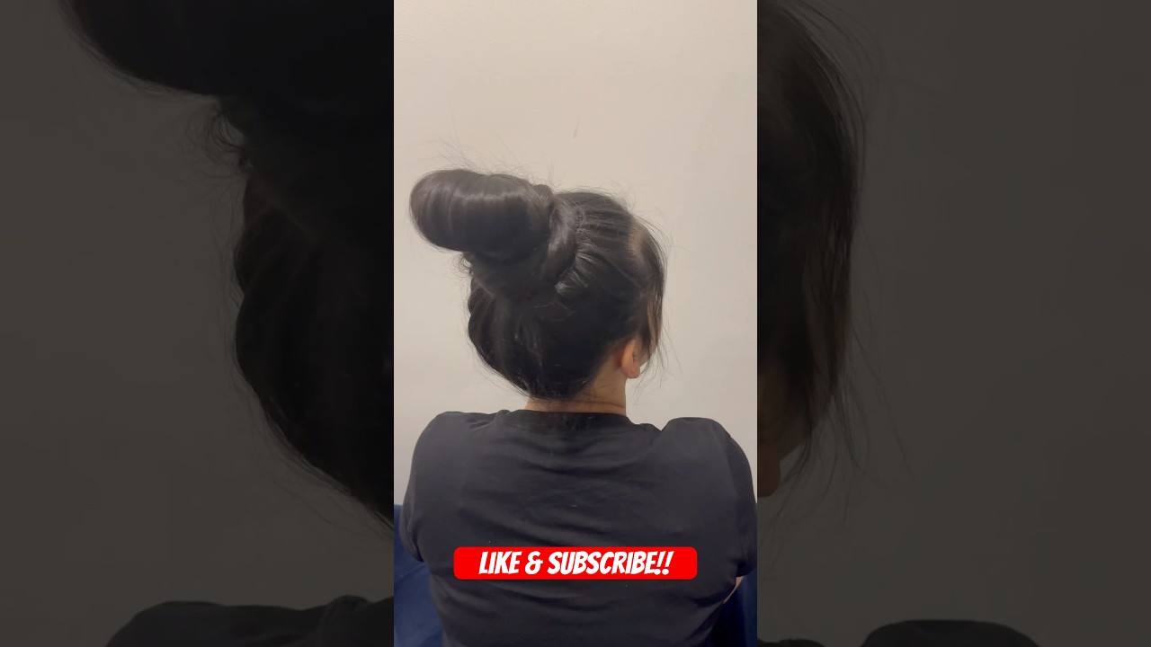 High messy bun!! 