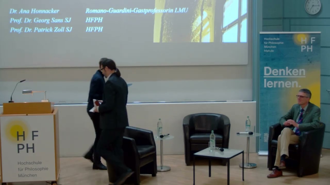 Die Frage nach Gott offenhalten – mit Ana Honnacker,  Georg Sans SJ und Patrick Zoll SJ.