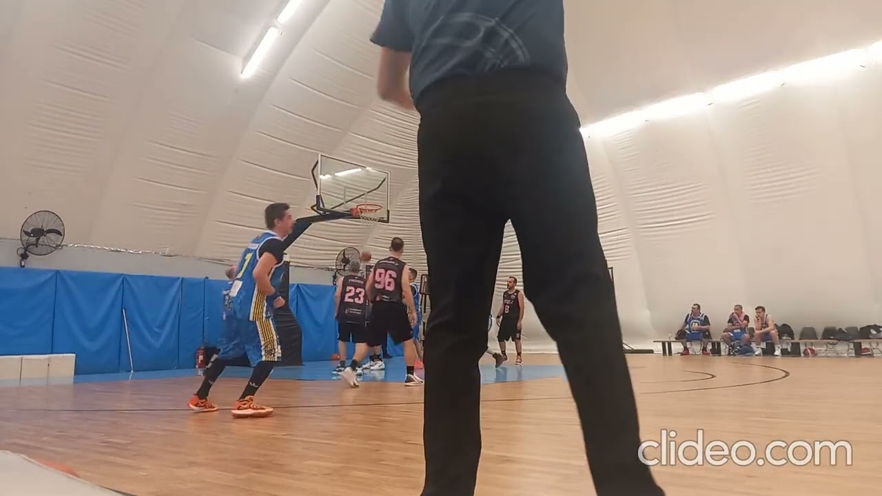 40 THUNDERS-Dirla BC : 89 - 44
