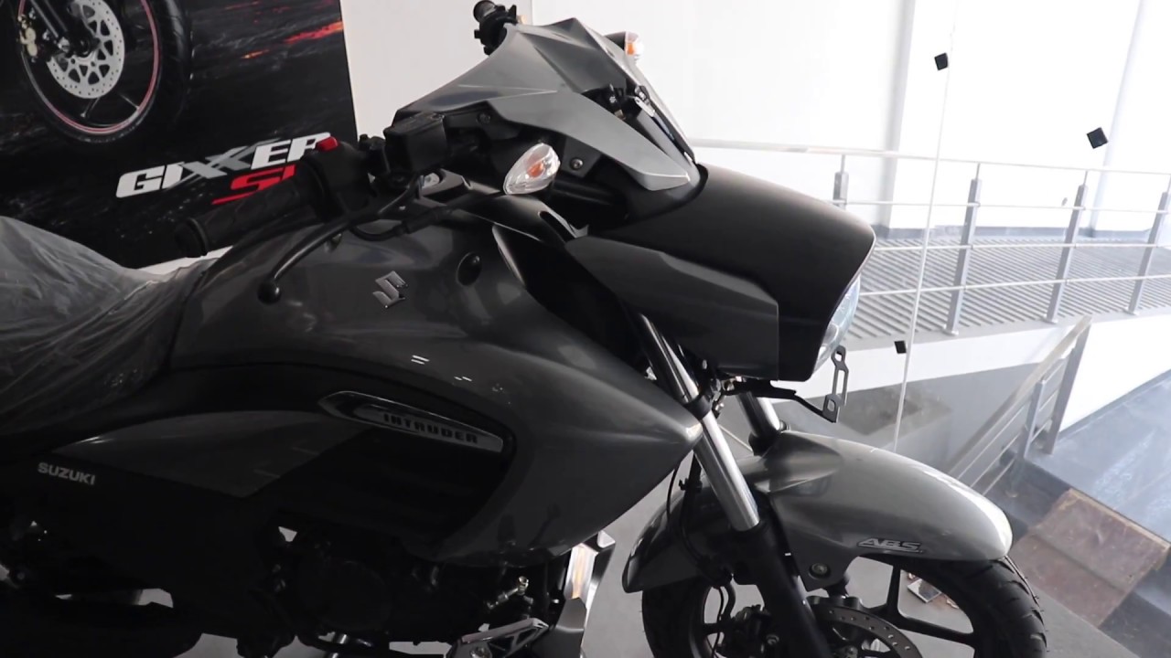 Suzuki Intruder 150 ABS 2018 | all colours shown