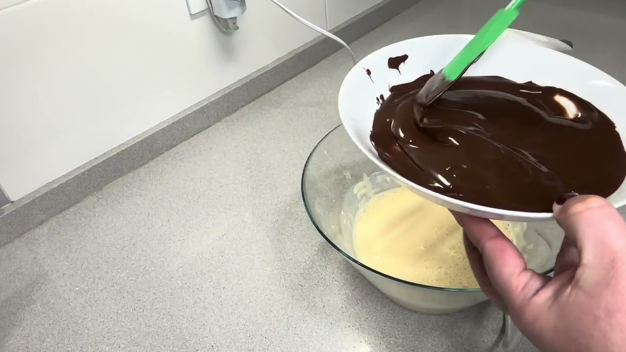 Pastel de chocolate fácil 