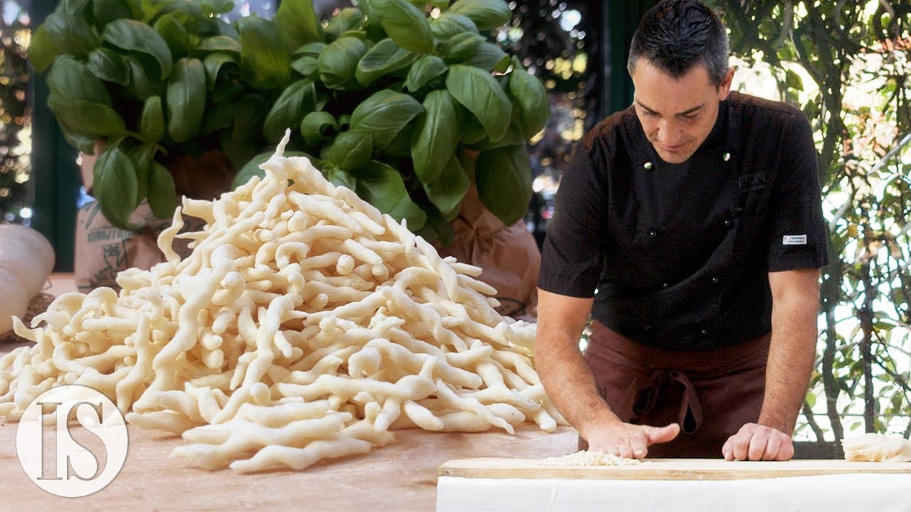 Trofie al pesto: la ricetta originale del ristorante da O' Vittorio con Federico Bisso
