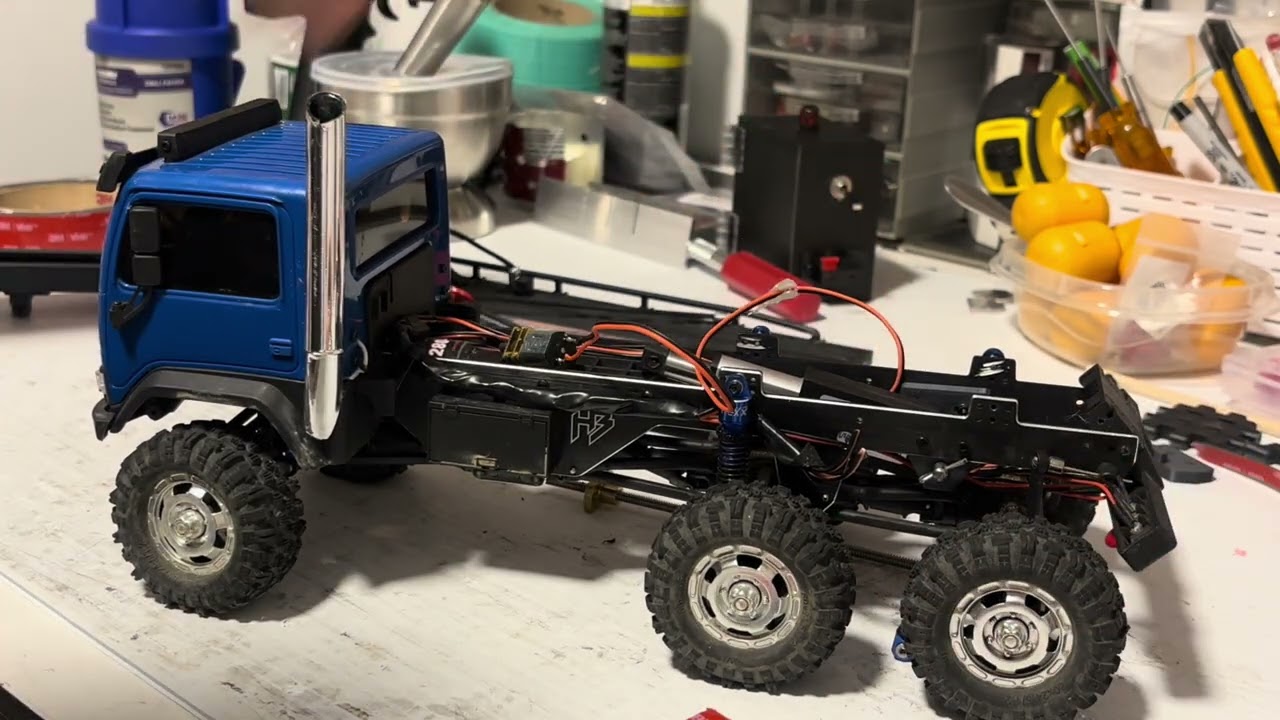 Arktos 6x6 Rollback bed conversion 
