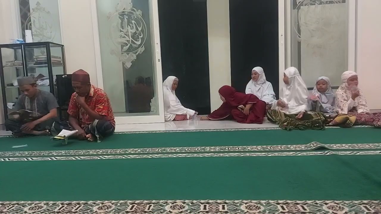 Keutamaan Fakir dan hukum hutang uang kas masjid 