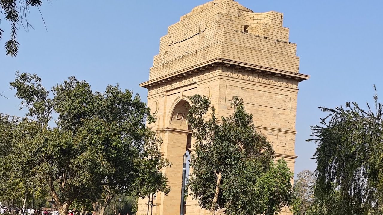 Delhi India gate 🇮🇳 #indiagate #viralvideo #blockchain #public #india #viral #viralshorts 🫵🇮🇳