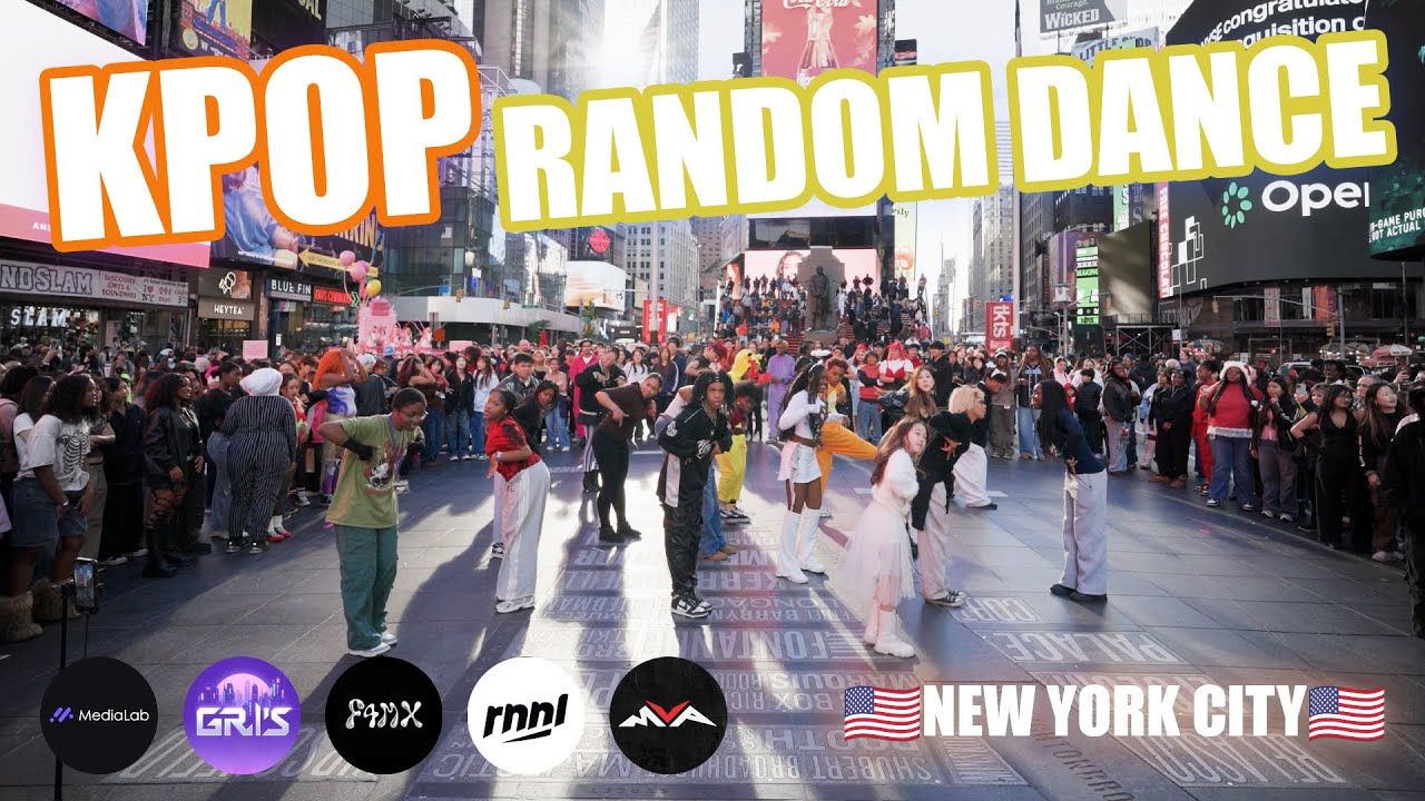 [102625] Grand KPOP RANDOM PLAY DANCE at Time Square NYC 10/26