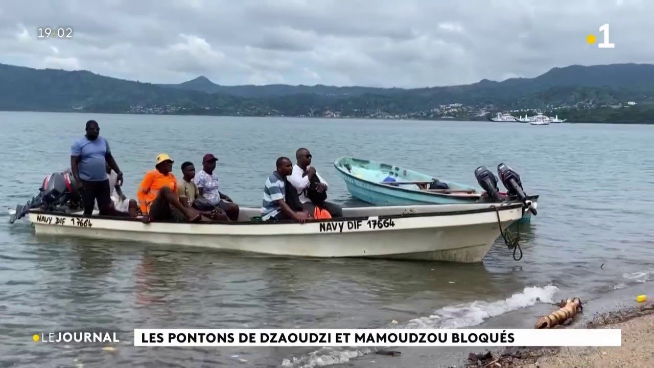 Les Pontons de Dzaoudzi et Mamoudzou bloqués