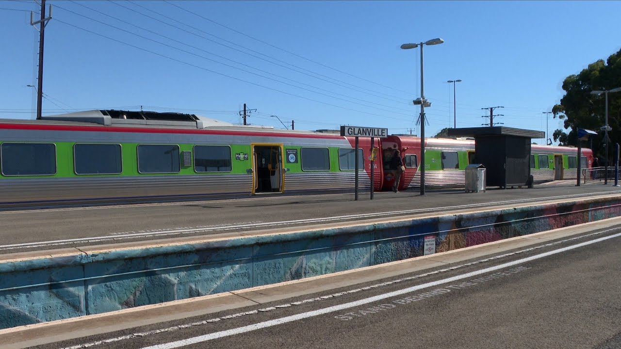 Trains at Glanville Railway Station | Adelaide Metro Railfan Video in 4K