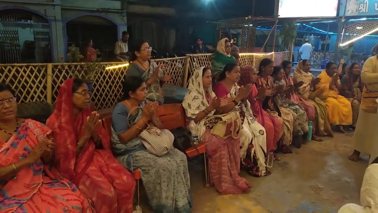 આજે અમારી હોટલ પર.. નર્મદા પરિક્રમાં વાસી આવ્યા 🙏નર્મદે હર નમામિ દેવી નર્મદે 🙏પ્લીઝ સબ્સ્ક્રાઈબ 🙏
