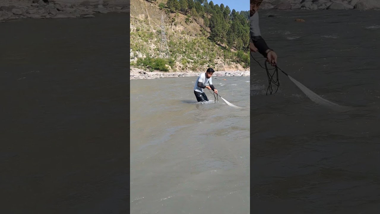 Een onverwachte vangst in ondiep water! 🎣