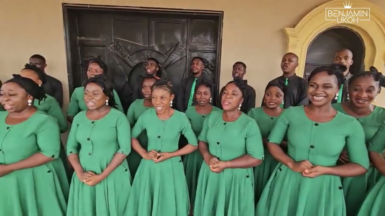 Holy Ghost Cathedral Main Choir singing 