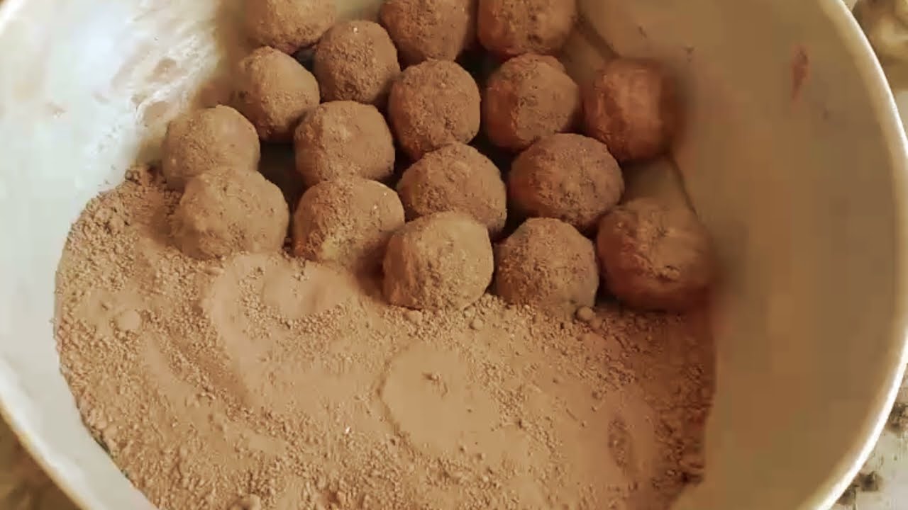 Crispy crunchy Red Balls Crumbling Asmr #satisfying #asmrvideos