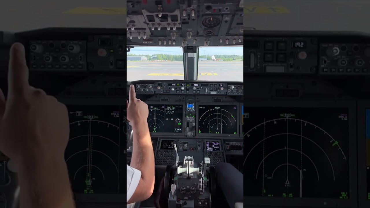 Norwegian Boeing 737-8 MAX Take off from OSL (ENGM)