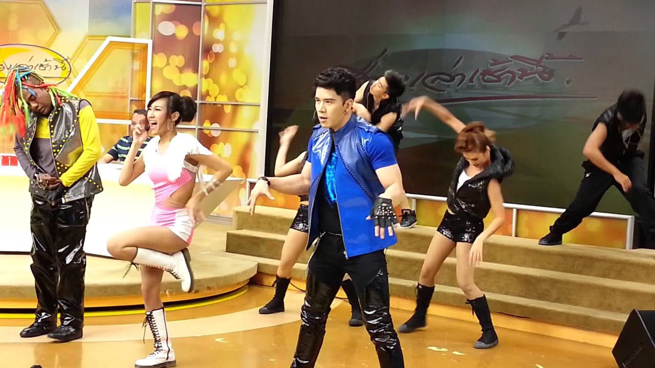 [Apr 1, 2013] Bazoo at Ruang Lao Chao Nee