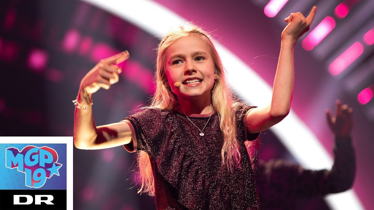 Astrid - N&aring;r jeg danser (LIVE) | MGP 2019 | Ultra