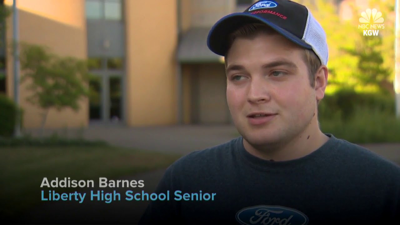 Oregon high school student suspended for wearing pro-border wall t-shirt