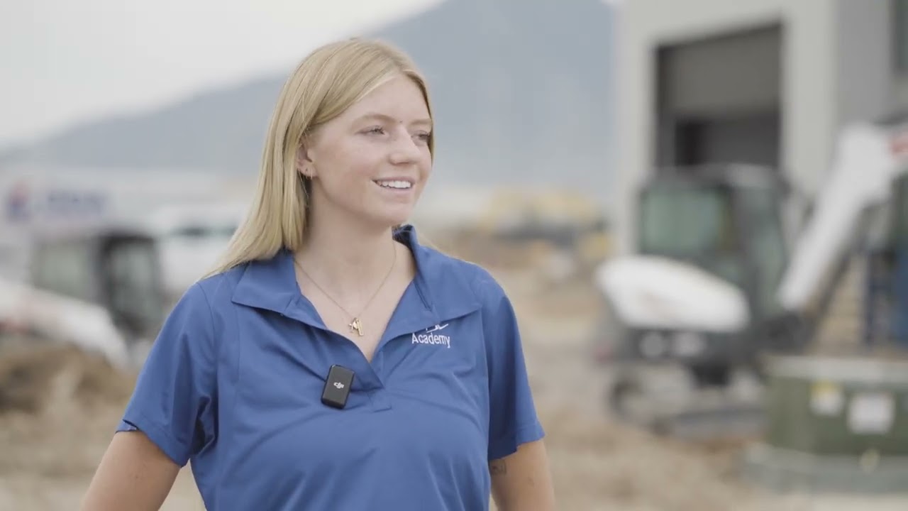 FLT Flight Instructor Destiny asks private pilot Gracie questions about her EOC ￼with FLT