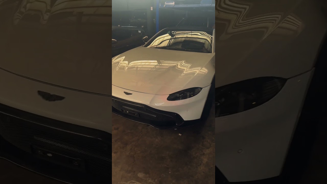 Астон Мартин Вантаж