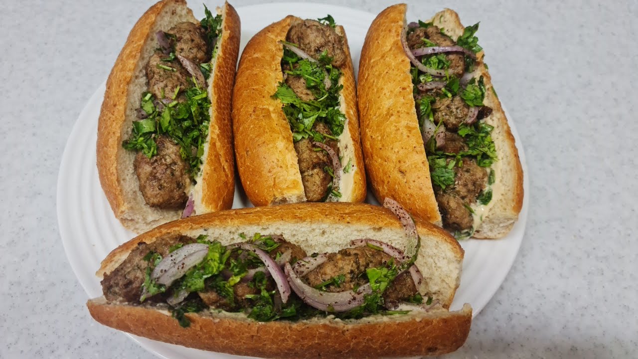 سندوتشات كباب بصوص الطحينه تاخذ العقل 😍