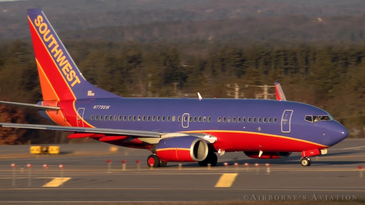 Southwest B737-700 MHT Departure
