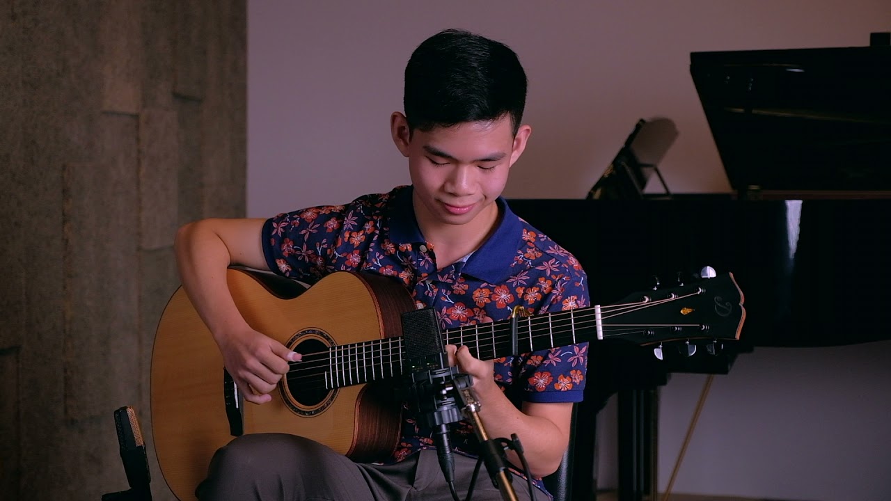 Dowina Guitar - Amber Road GAC s / feat. RayRay Cheng【他，在旅行 - 木吉他專賣店】