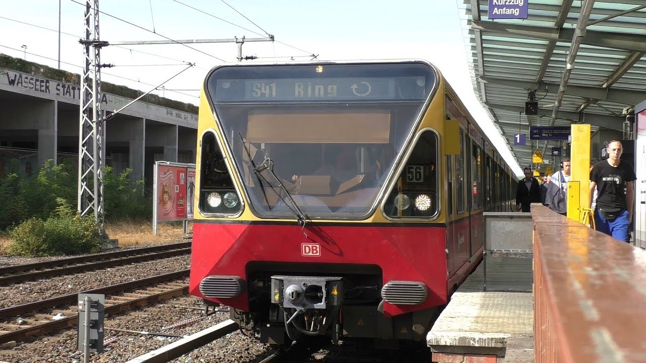 S-Bahn Berlin. Landsberger Allee. DB-Baureihe 480.