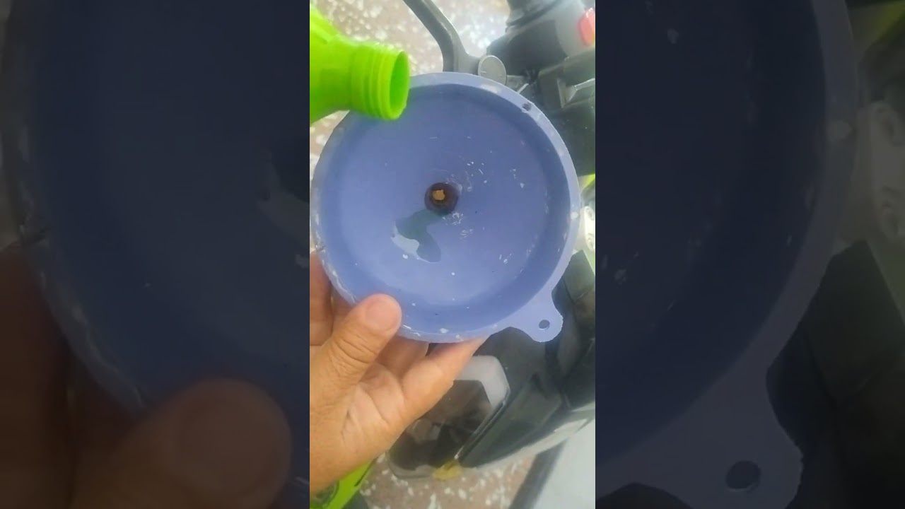 Benelli 180S Cambio de Refrigerante