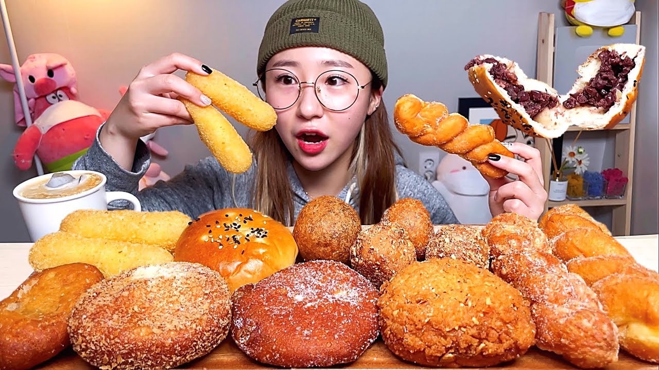 진주 빵주네 찹쌀도너츠 생도너츠 튀김소보루 꽈배기 팥도너츠 고로케 빵 먹방 Dessert Mukbang