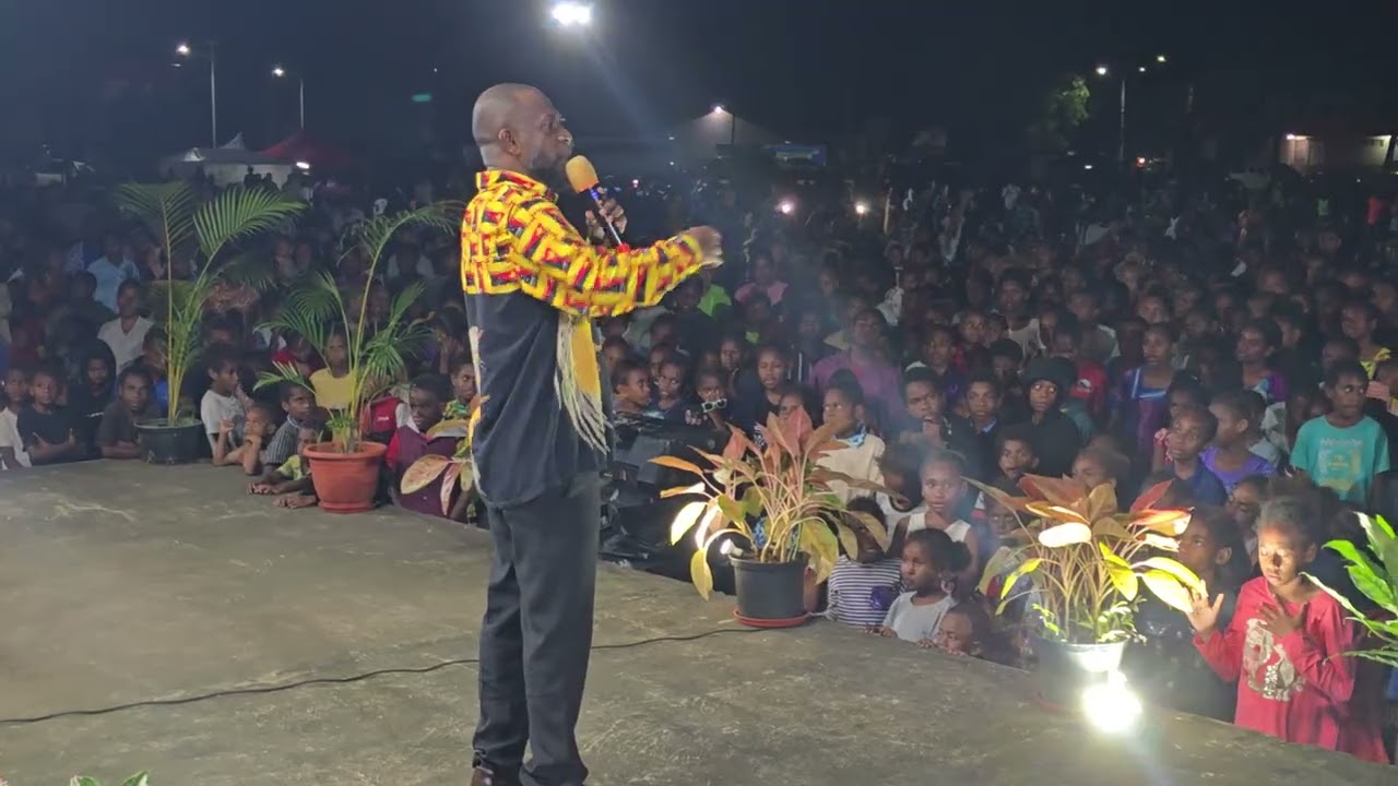 Pastor Jason Meli praying for children - Prophetic Awakening Conference July 2025 - Unity Park