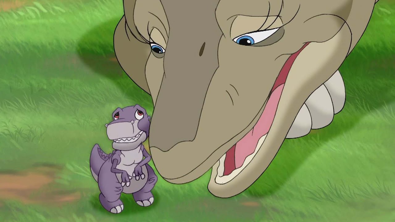 Chomper Saves Dara!  🦖 Land Before Time | Animal Friends