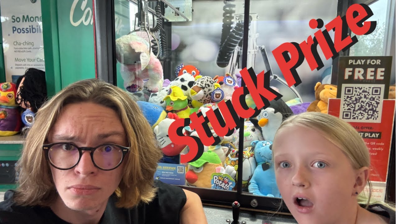 We got a prize stuck in the Sugar Loaf Claw Machine | 7 wins total 